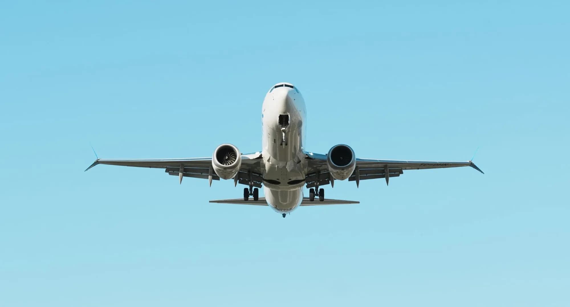 Bu yaz Antalya’ya gelecek olan Rus turistler için uçak bileti sıkıntısı olabilir