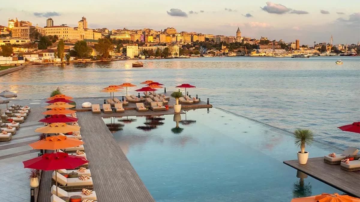 Rixos Hotels'ten büyük başarı: 13 otel birden