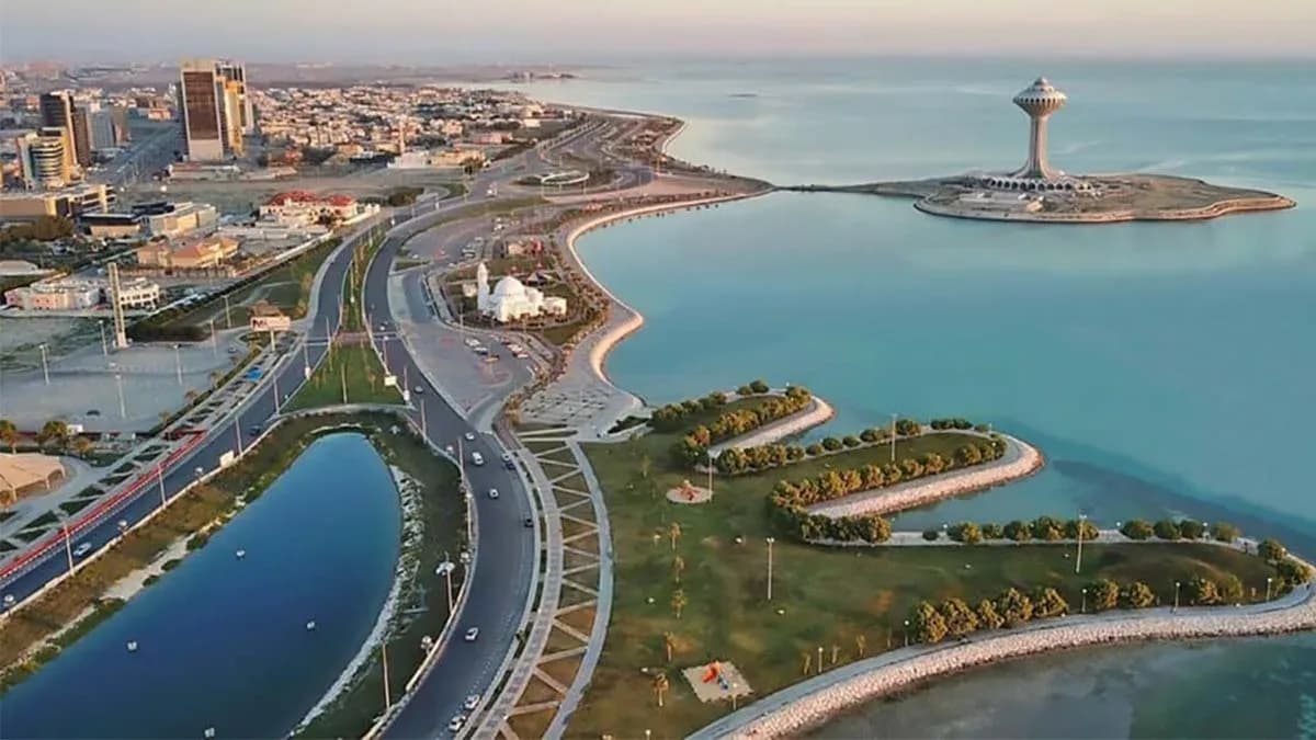Suudi Arabistan’ın El-Huber kenti, kış sezonunda bir milyonu aşkın ziyaretçi ağırladı