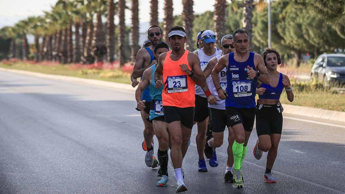 Salomon Çeşme Yarı Maratonu’nda 43 ülkeden 3450 sporcu yarışacak