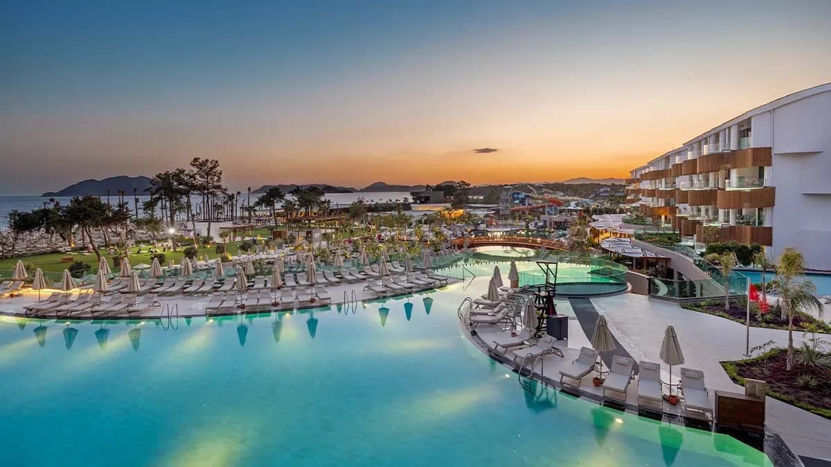 Liberty Signa, yeni sezonu 28 Mart’ta Fethiye’de karşılıyor