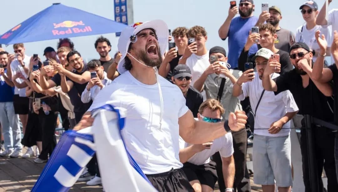Red Bull'un Türk sporcusu Arda Saatçi, 600 kimlik koşusuyla dünya gündeminde