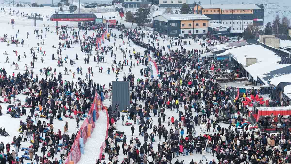 Erciyes'e sömestir bereketi: 1.4 milyon turist ziyaret etti