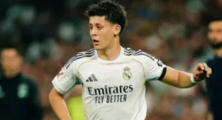 Real Madrid'in Türk yıldızı Arda Güler, sezonun yorgunluğunu Titanic Luxury Collection Bodrum'da atıyor