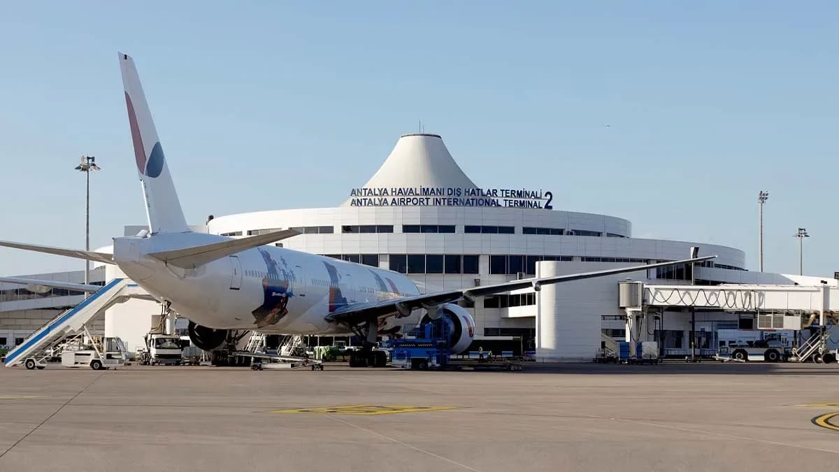 Fraport TAV Antalya Havalimanı, Şubat ayında 874 bin yolcuya hizmet verdi