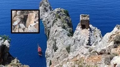 Türklerin mangal aşkı: Tarihi kilisenin taşlarını söküp mangal yaptılar