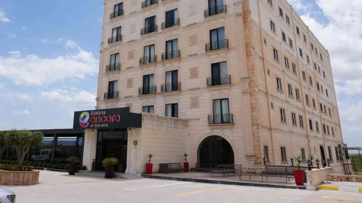 Midyat'ın tarihi, çağdaş konforla buluştu: Ramada Encore by Wyndham Midyat açıldı