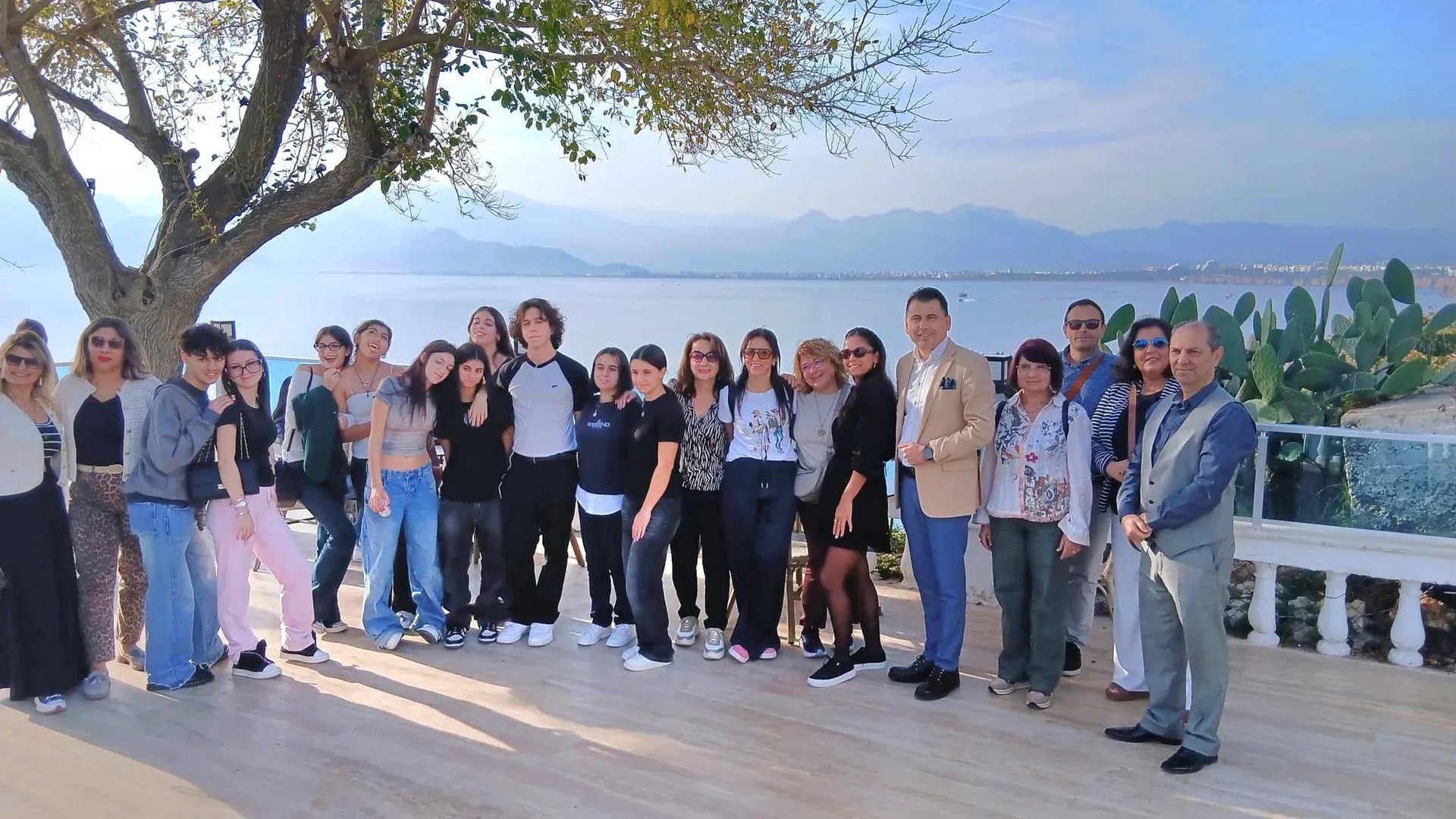 Erasmus öğrencileri Adonis Hotel'de