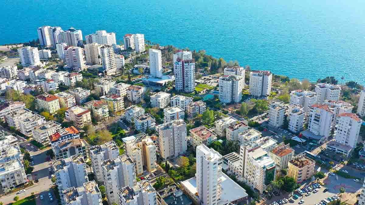 Antalya’da 2025 yılında yabancılara konut satışı düştü