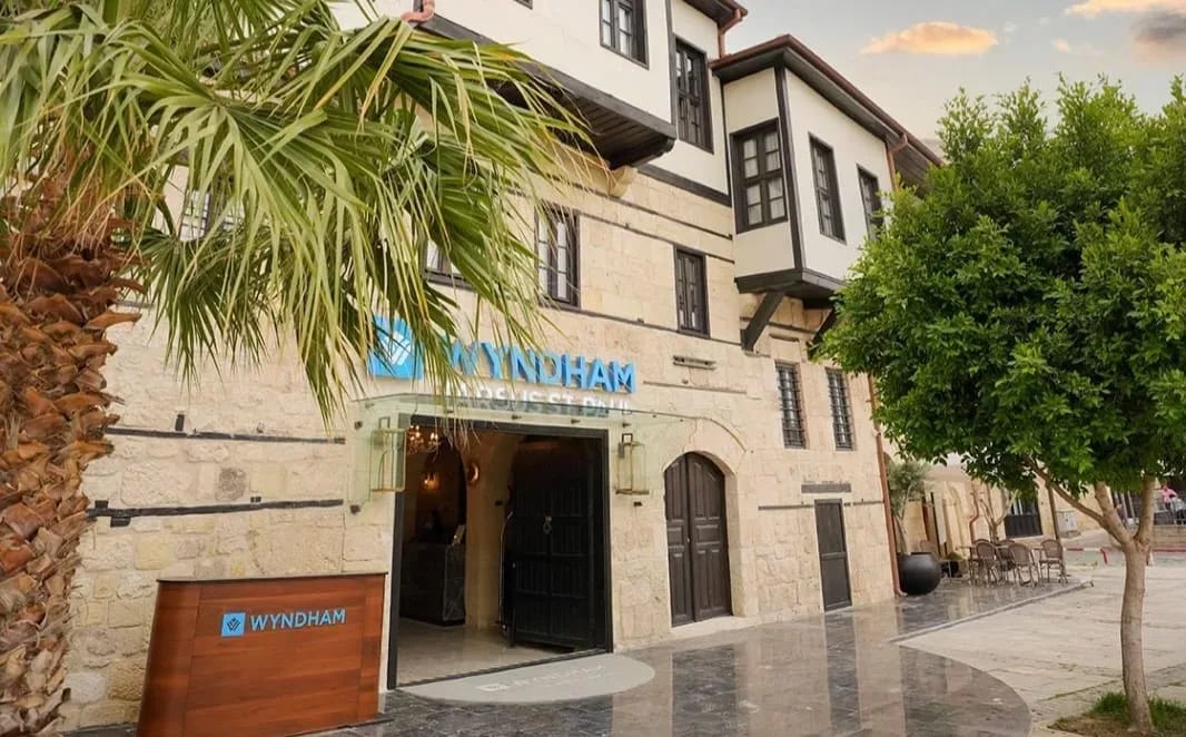 Tarih ve konforu buluşturan otel, Wyndham Tarsus St. Paul açıldı
