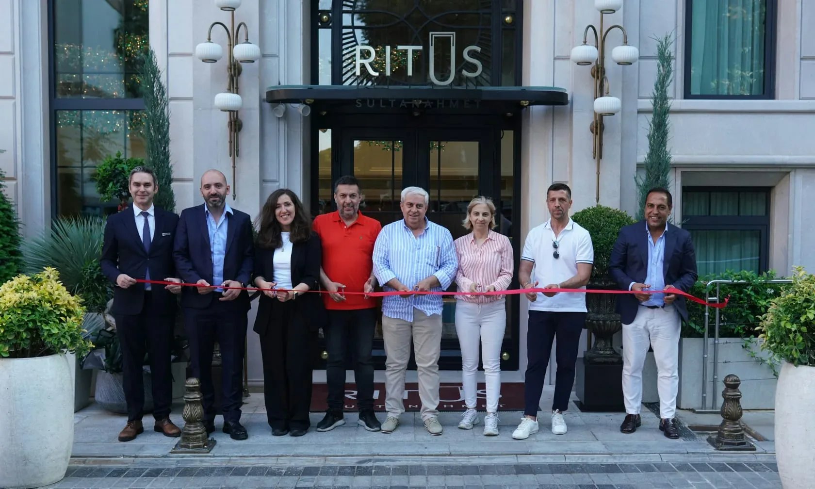İsmail Dark ve Bayram Karataş'tan ortak yatırım: Türkiye’deki İlk Tapestry Collection by Hilton otelini açtılar