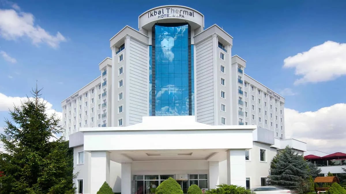 İkbal Thermal, dünyanın en iyi otelleri arasında