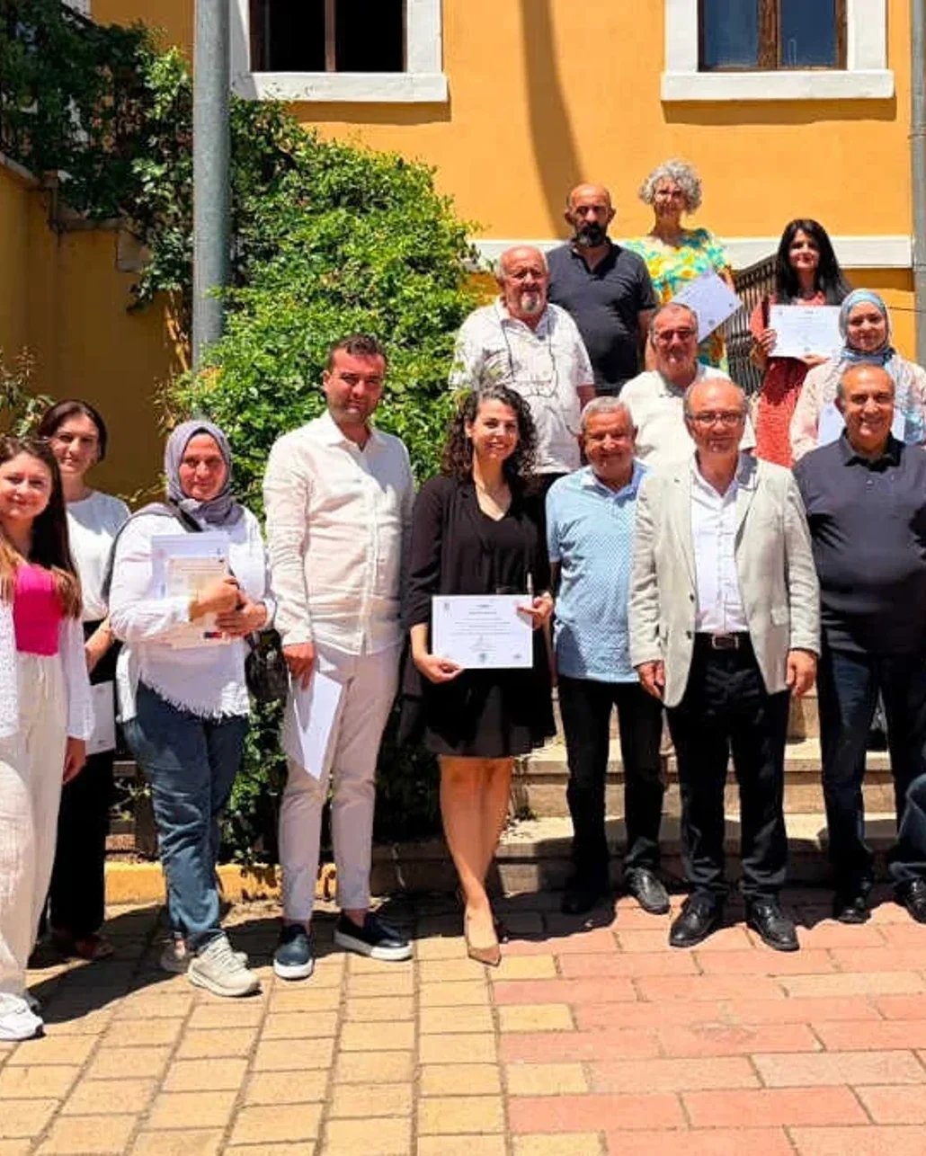 Kadınlar, tarihi evleri otele dönüştürecek