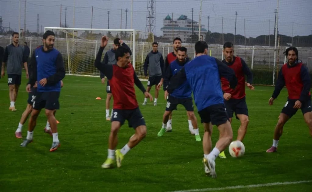 Dünya Kupası'na katılıp katılmayacağı belli olmayan İran Milli Futbol Takımı, Antalya Belek'te kampa girdi