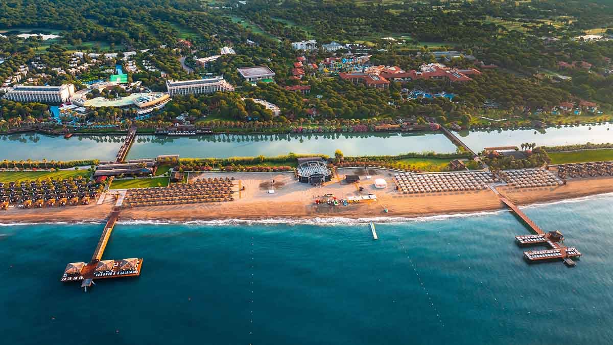 Birbirinden ünlü sanatçılar yaz boyunca Gloria Hotels & Resorts sahnesinde