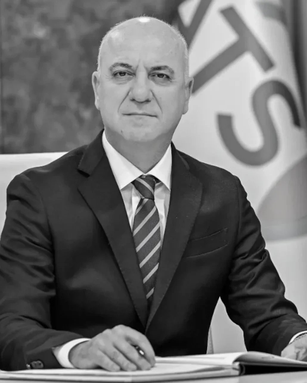 Tekne kazasında hayatını kaybeden Antalya Ticaret ve Sanayi Odası Başkanı’nın eşinden "itildi" iddiası