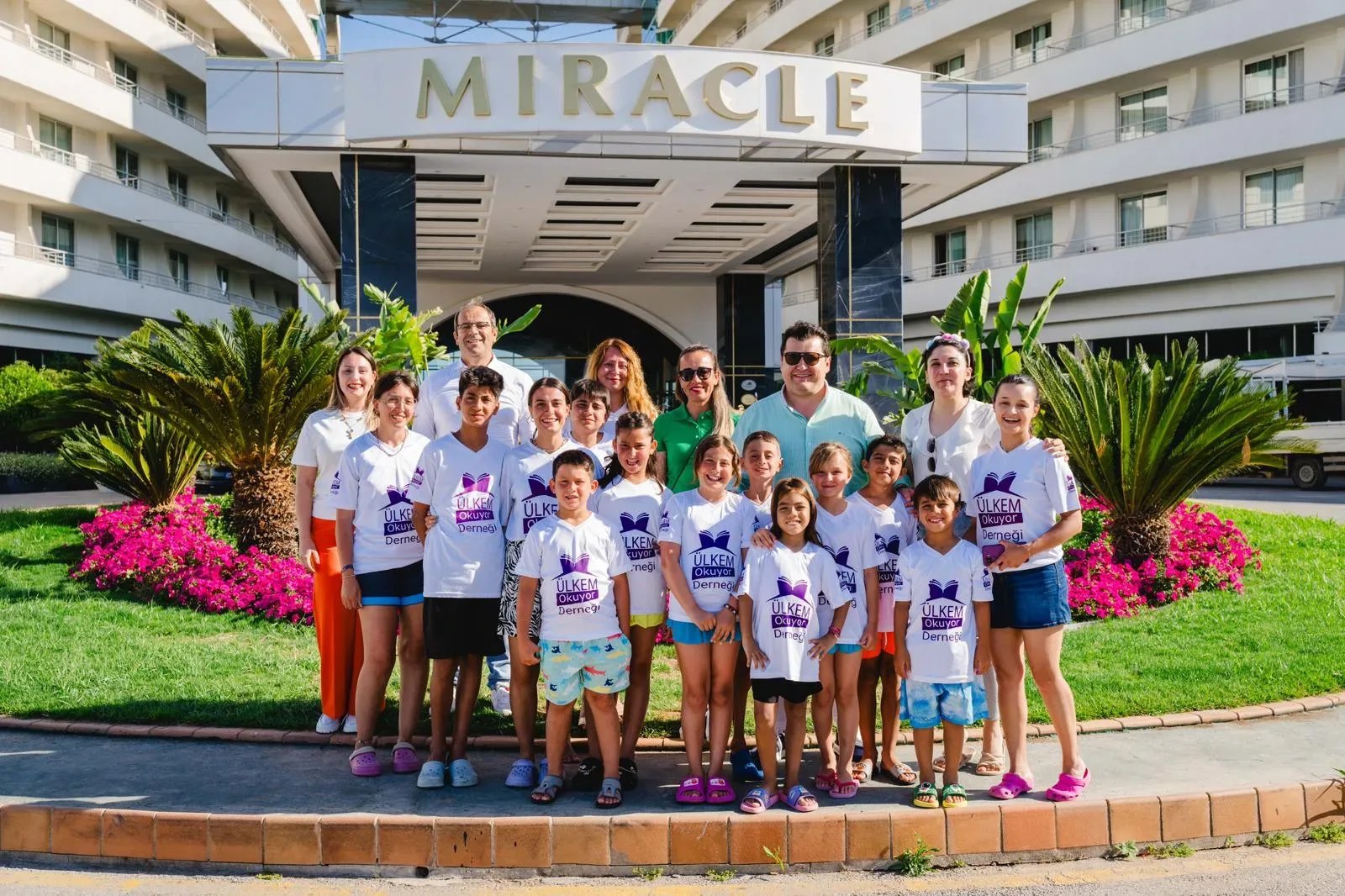 Miracle Resort Hotel’den depremzede çocuklara 5 yıldızlı tatil