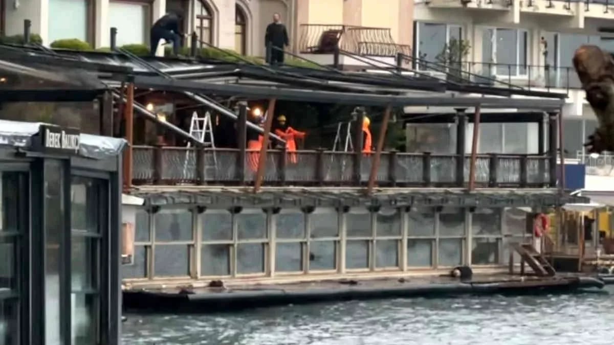 Ünlü otelin kaçak bölümleri yıkılıyor