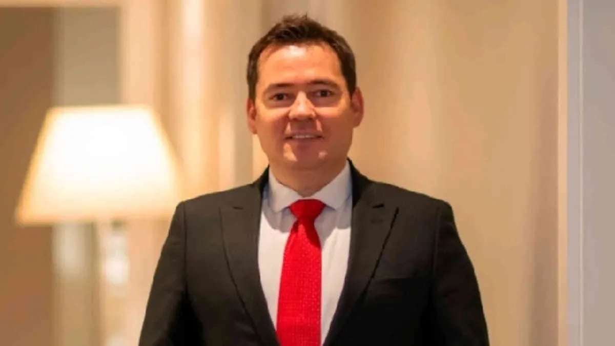 Hasan Kurt, Crowne Plaza Istanbul West’te