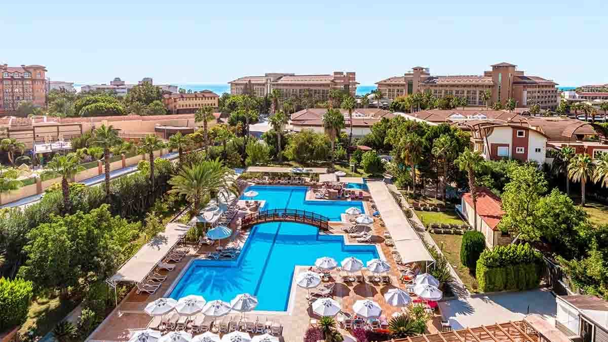 alltours, alltoura Club Hotels markasına Türkiye’deki 4 oteli ekledi
