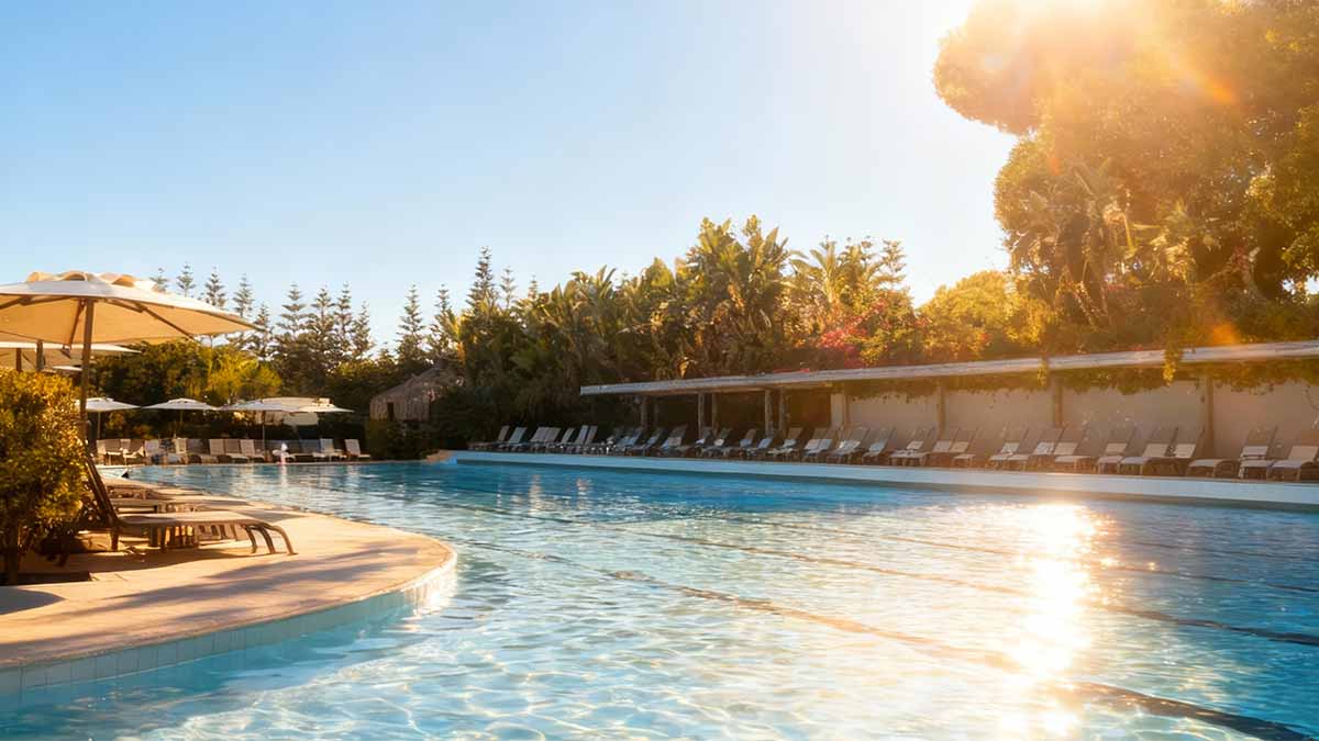 Ela Excellence Resort Belek’te ısıtılmış havuzlarla yaz sezonu bitmiyor