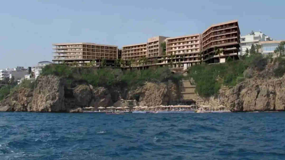 Koç Grubu’nun Antalya’daki oteli Divan Talya için yatırım teşvik belge süresi uzatıldı