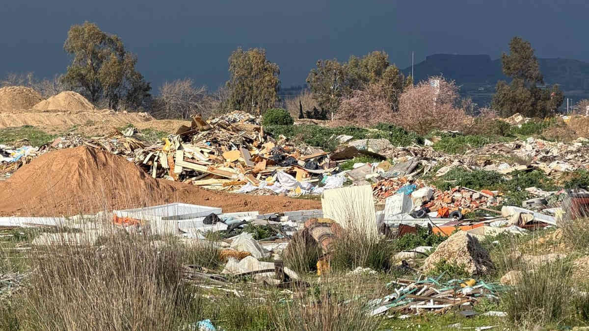 Antalya’da, kuş cennetini çöplüğe çevirdiler