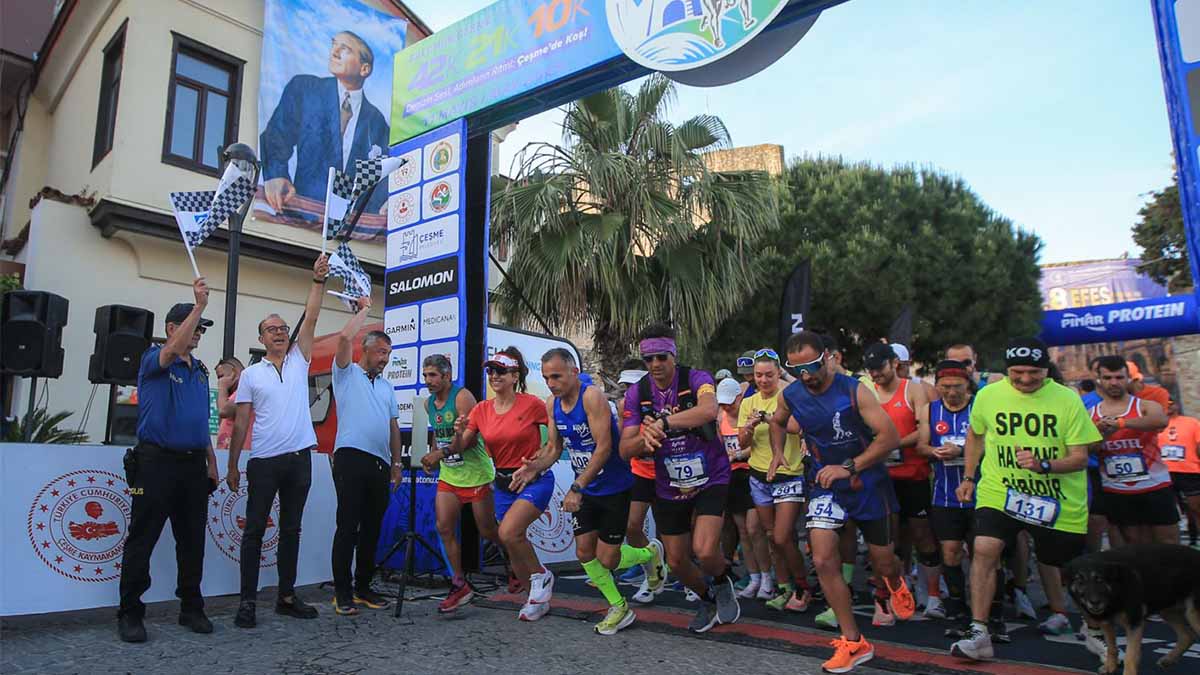 Salomon Çeşme Maratonu’nda 2 bin 606 sporcu yarıştı