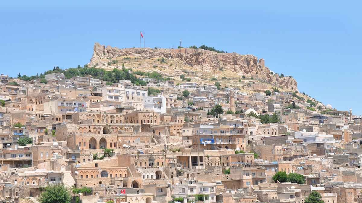 Mardin turizmde rekor kırdı: 10 ayda 950 bini konaklamalı 3,5 milyon ziyaretçi