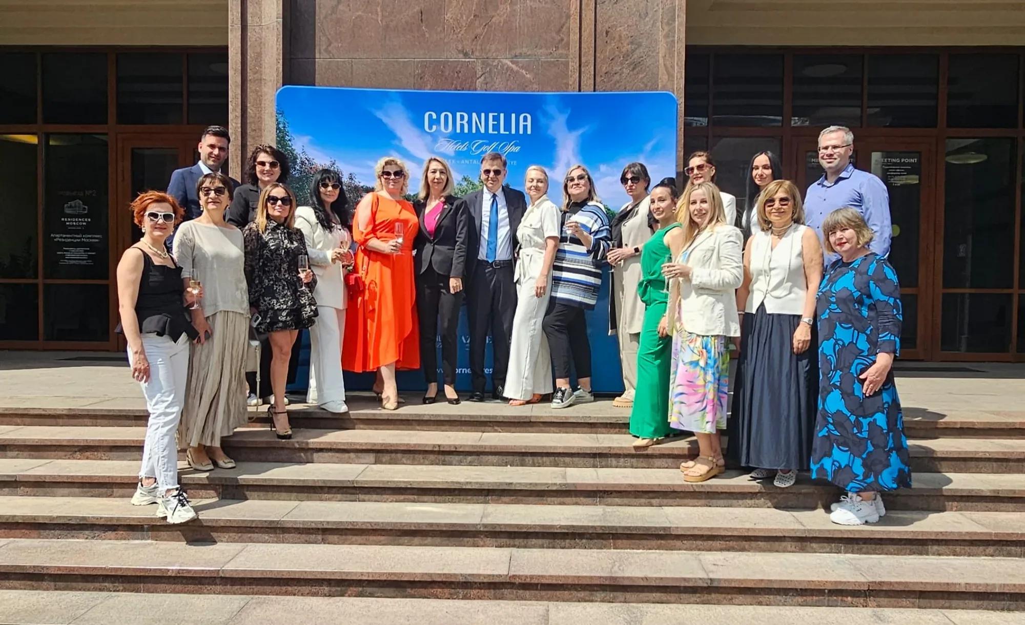 Cornelia Diamond, Moskova'da seçkin acentelerle buluştu