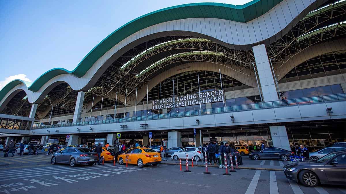 Sabiha Gökçen Havalimanı mart ayında 3 milyonu aşkın yolcuya hizmet verdi