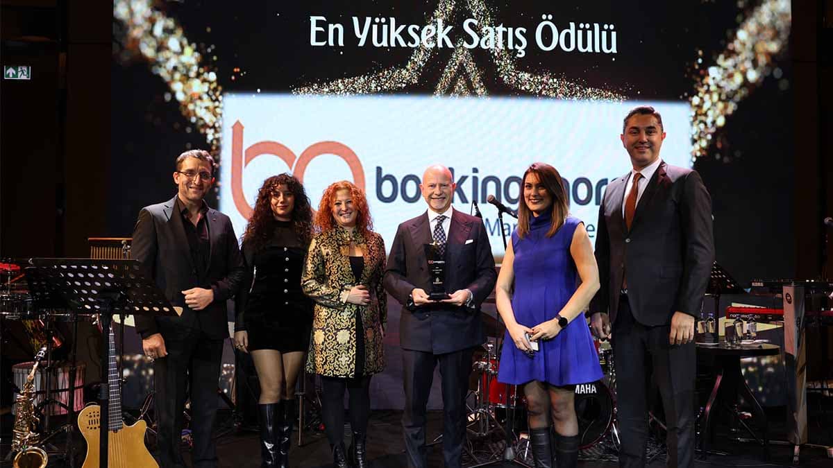 BookingAgora’ya “En Yüksek Satış Yapan Acente” ödülü