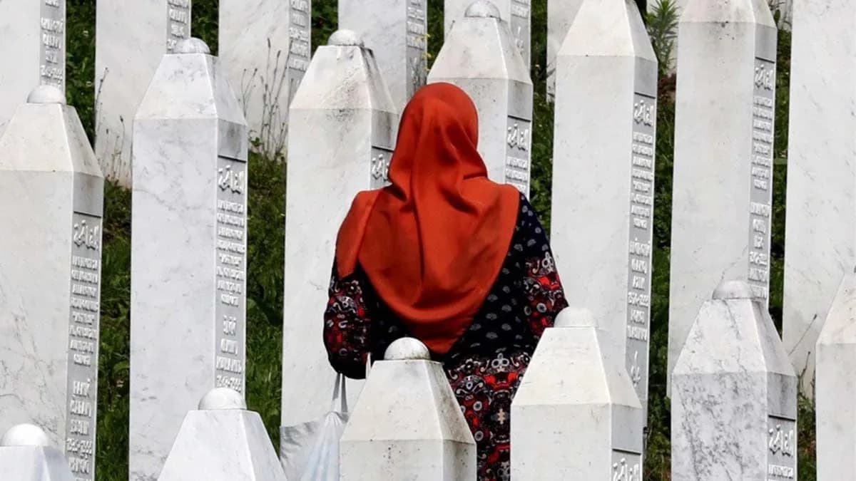 Saraybosna’daki "savaş turizmi" katılımcıları, en güzel kadınları vurmak için birbiriyle yarışmış