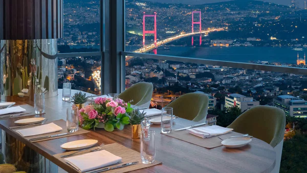 Mövenpick Hotel Istanbul Bosphorus’tan, eşsiz manzarası ve İtalyan lezzetleri ile bahara “Merhaba”
