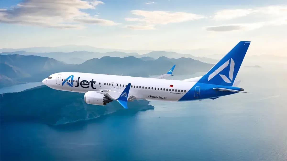 AJet’ten sevı̇ndı̇ren karar:Alanya-Ankara uçuşlarında saat düzenlemesi yapıldı