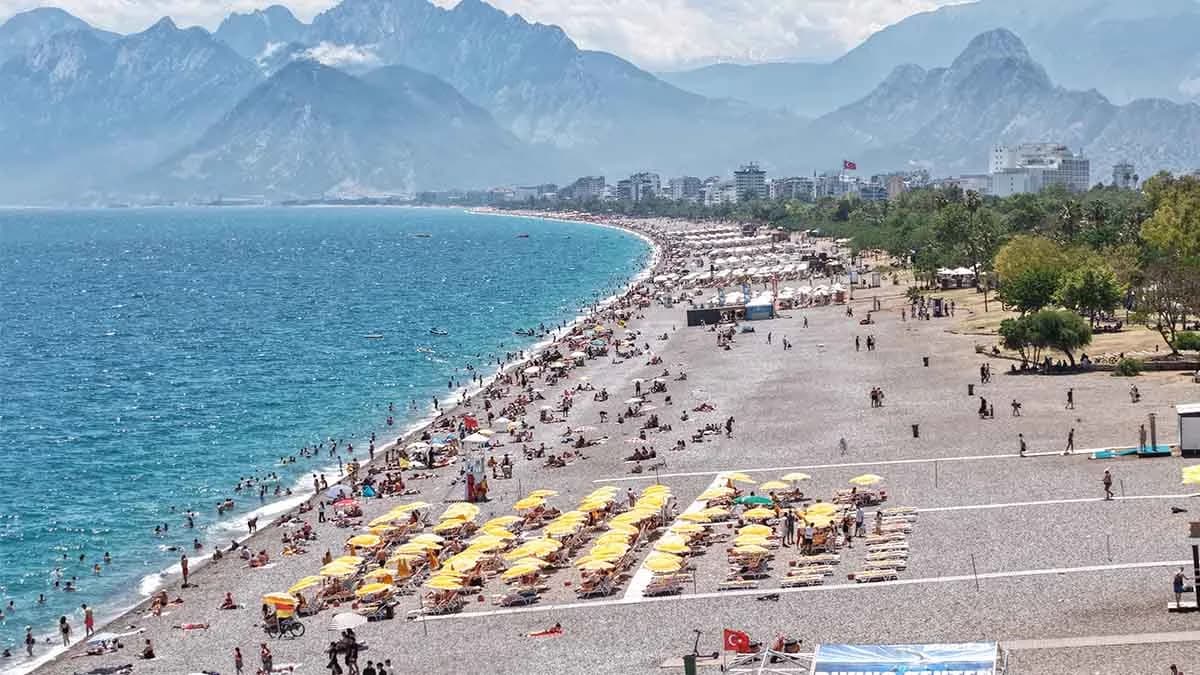 Türkiye sahillerinde ‘sigara içmek yasaklansın' çağrısı