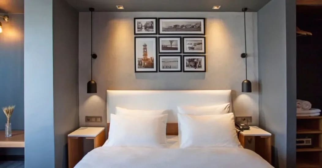 Otel odasında nostaljik yolculuk