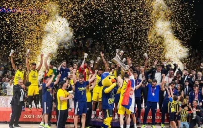 Erman Toroğlu: “Fenerbahçe, Türkiye’nin reklamını yaptı!”