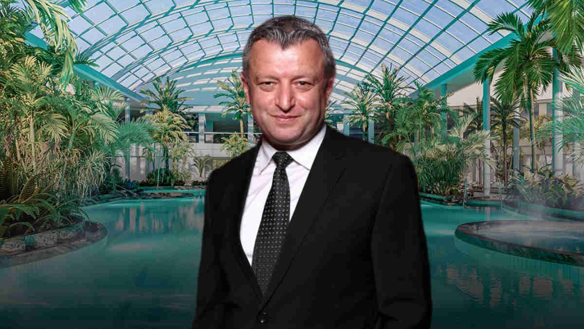 Orhan Gökçen, Sinnada Hotels Thermaland’da