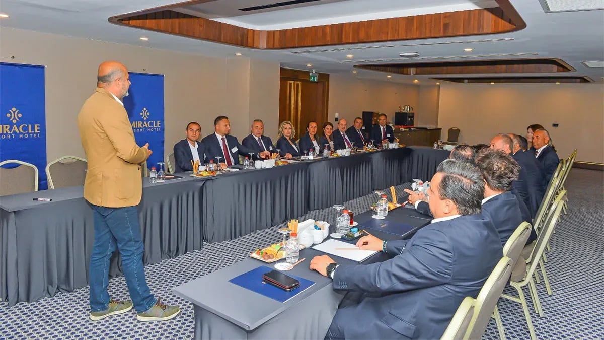 Miracle Resort Hotel’de “Miracle Maker-Mucizeyi Sen Yarat!” eğitim programı başladı