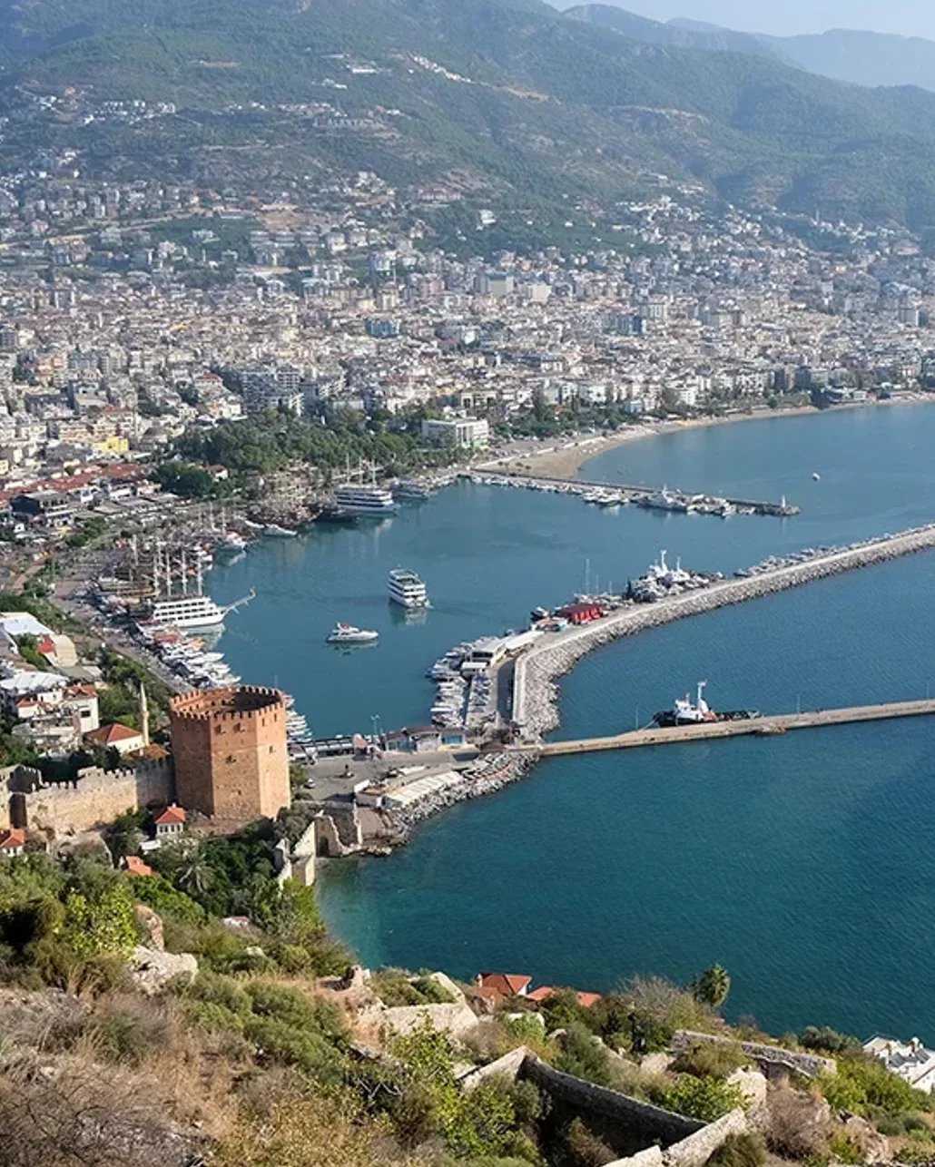 Ruslar konut için en çok Alanya'yı tercih etti