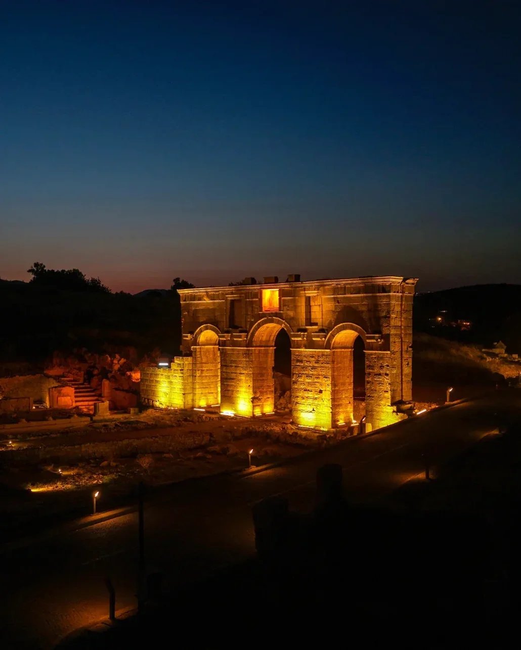Patara Antik Kenti'nde gece müzeciliği başladı, ziyaretçiler büyülü bir yolculuğa çıkıyor