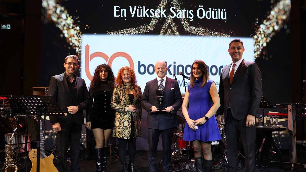 BookingAgora’ya “En Yüksek Satış Yapan Acente” ödülü