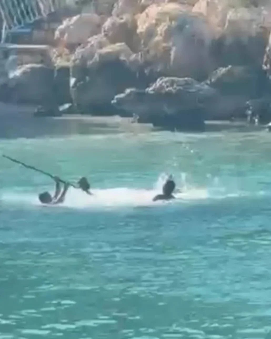 Adalet Bakanı Gürlek: “Turizm bölgelerindeki güven ortamı önceliğimiz. Mersin’deki 3 şüpheli tutuklandı”