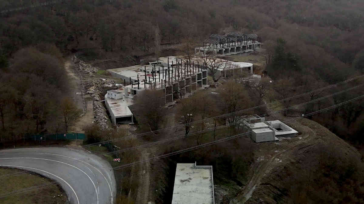 Facia otelinin sahibine ait inşaat halindeki otel, mühürlendi