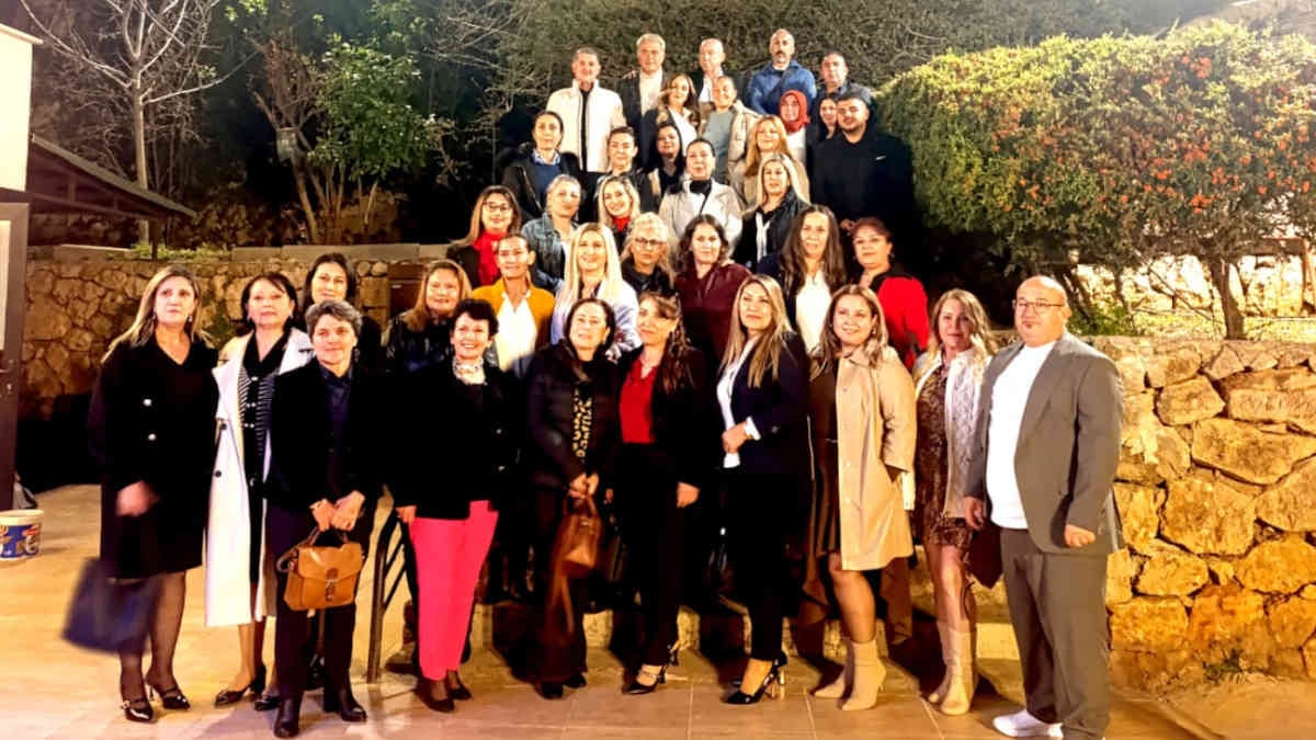 En İyi Housekeeper ve Saygı Ödülleri sahiplerini buldu