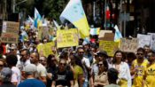 İspanya’da binlerce kişi aşırı turizmi protesto etti